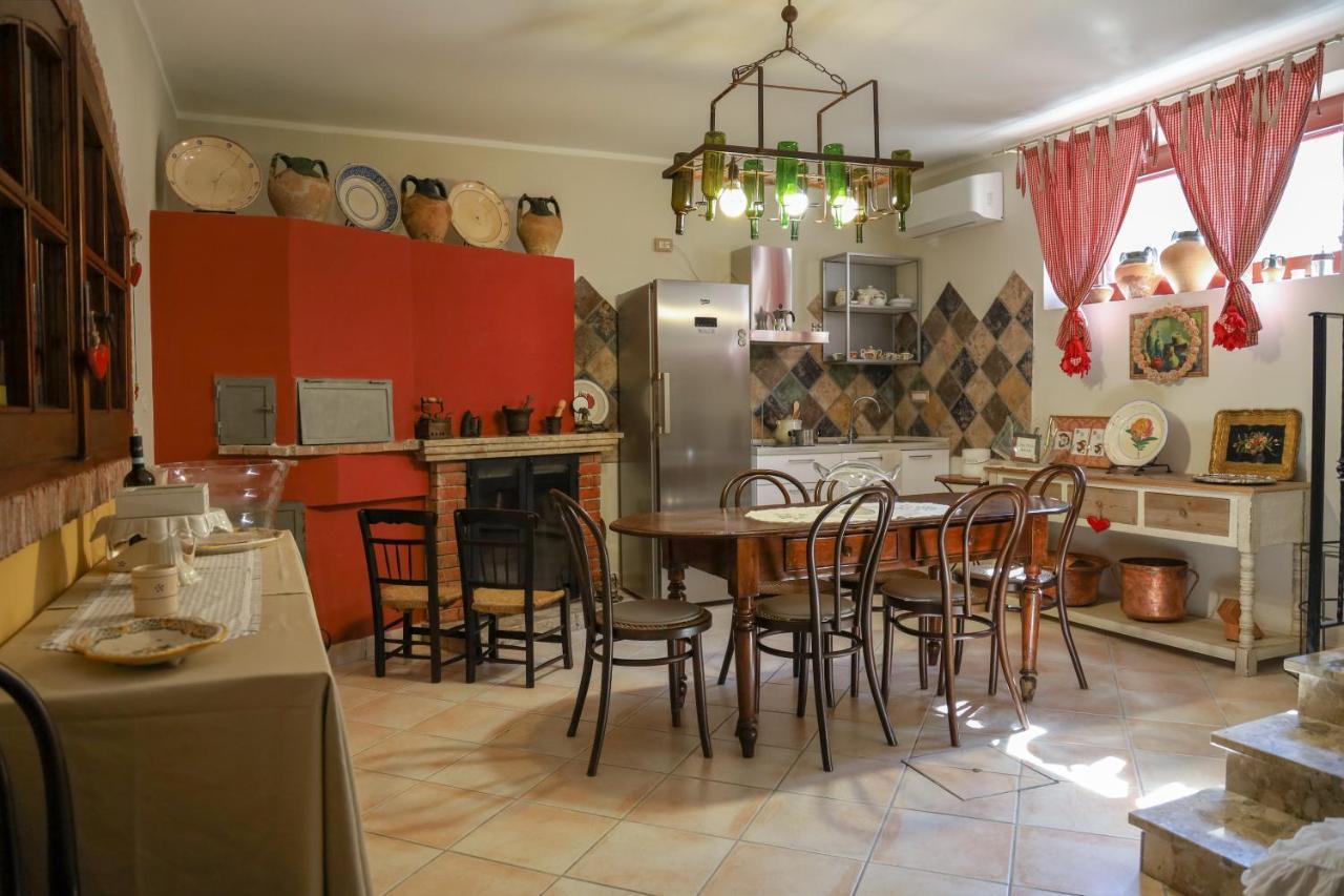 Agriturismo Cantina Morone Guardia Sanframondi ภายนอก รูปภาพ