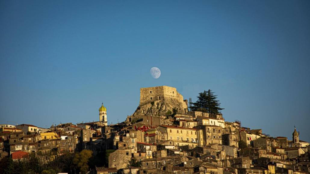 Agriturismo Cantina Morone Guardia Sanframondi ภายนอก รูปภาพ